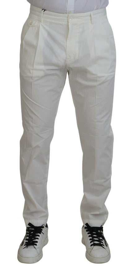 Elegantes pantalones chinos de algodón blancos