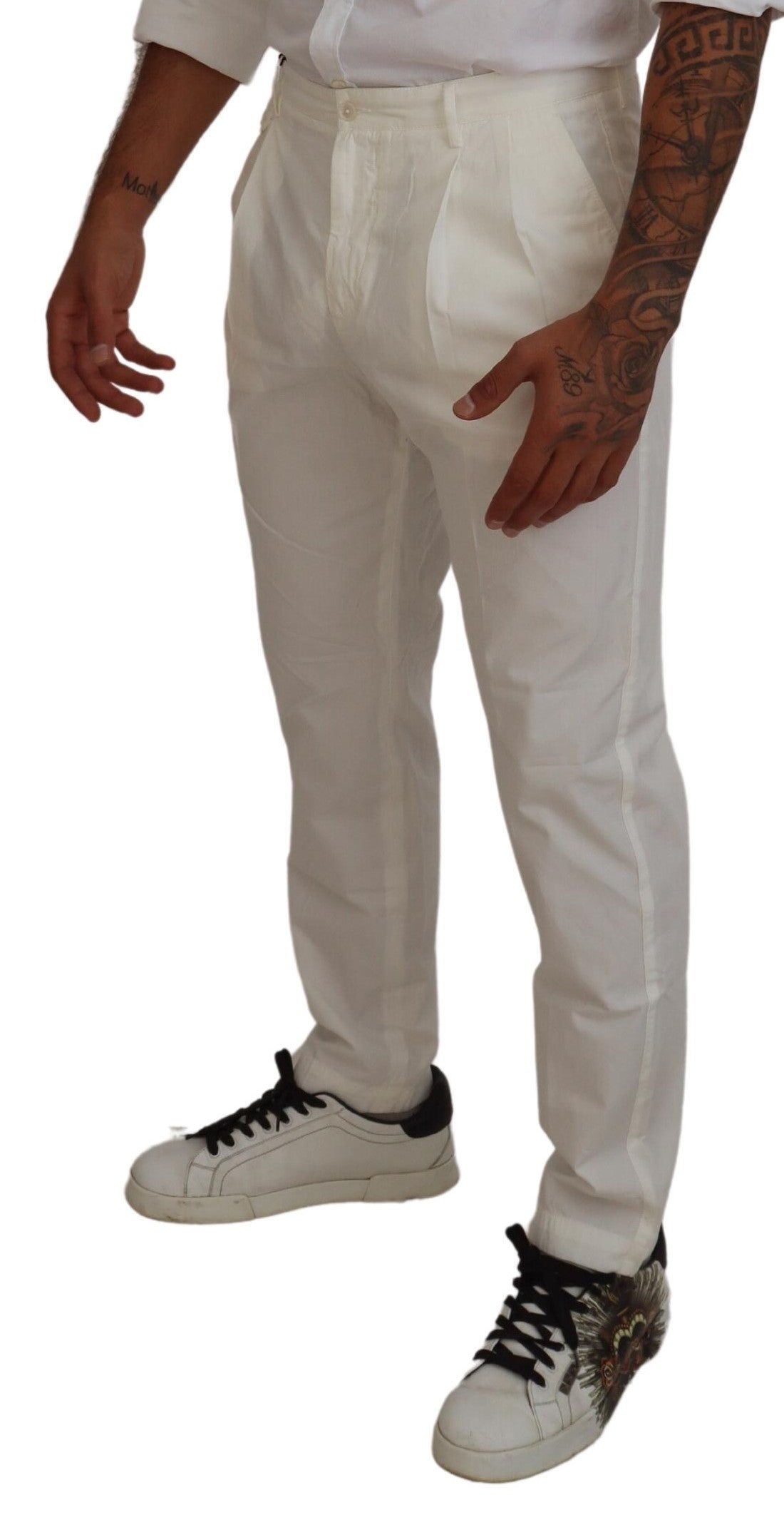 Elegantes pantalones chinos de algodón blancos