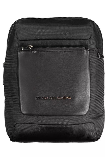 Elegante bolso de hombro negro de material reciclado