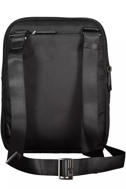 Elegante bolso de hombro negro de material reciclado