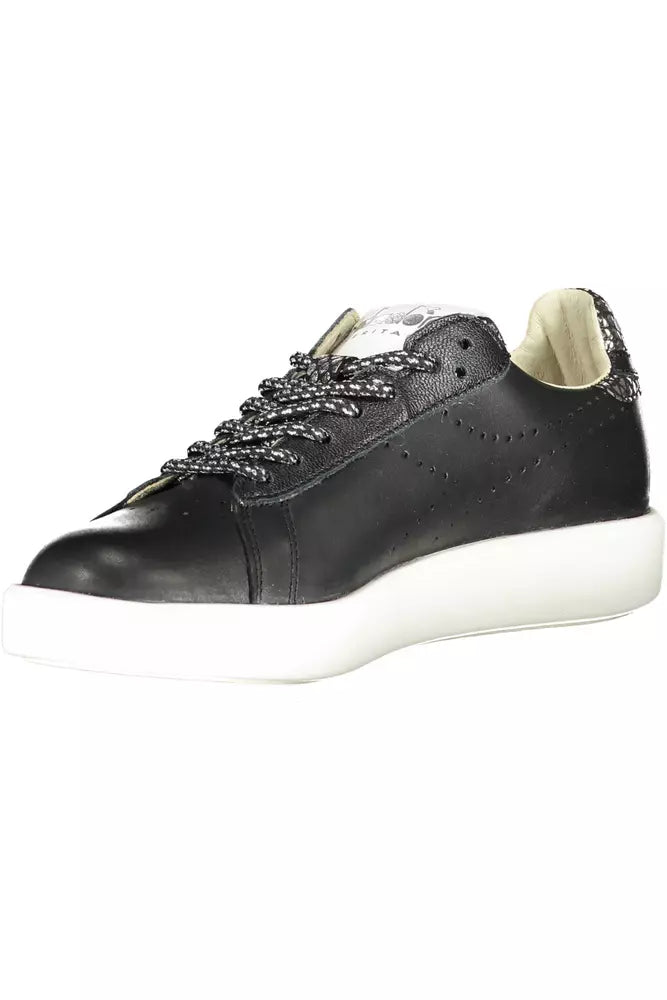 Chic Black Contrast Sole Lace-Up Sneakers