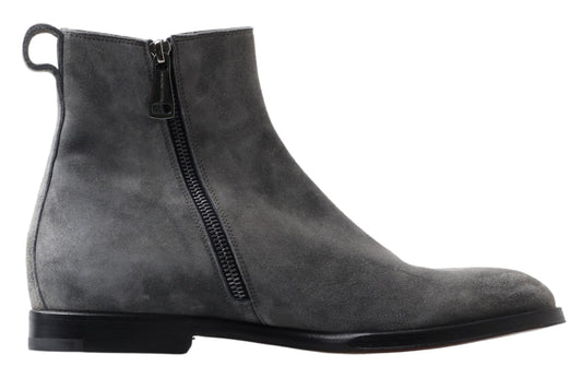 Elegantes botas Chelsea de cuero grises