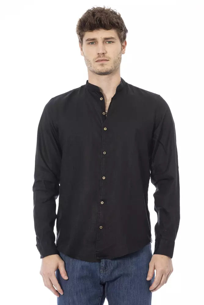 Camisa negra elegante con cuello mandarín