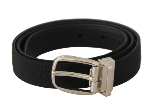 Elegante leren riem met gegraveerde gesp