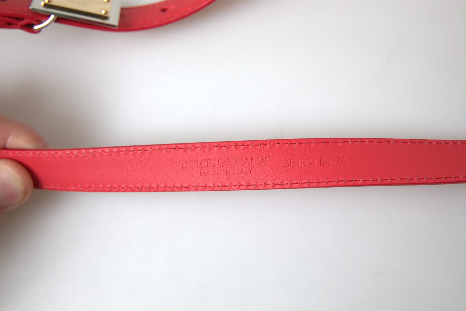 Elegante rood lederen designerriem