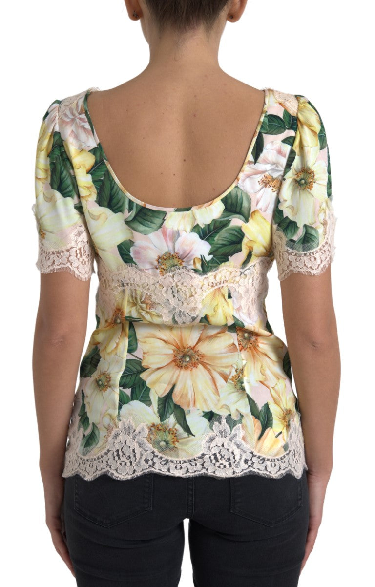 Blusa de seda con estampado floral elegante