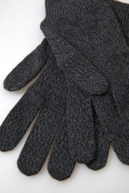 Elegante winterhandschoenen van scheerwol in grijs