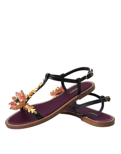 Elegantes sandalias planas adornadas con cristales