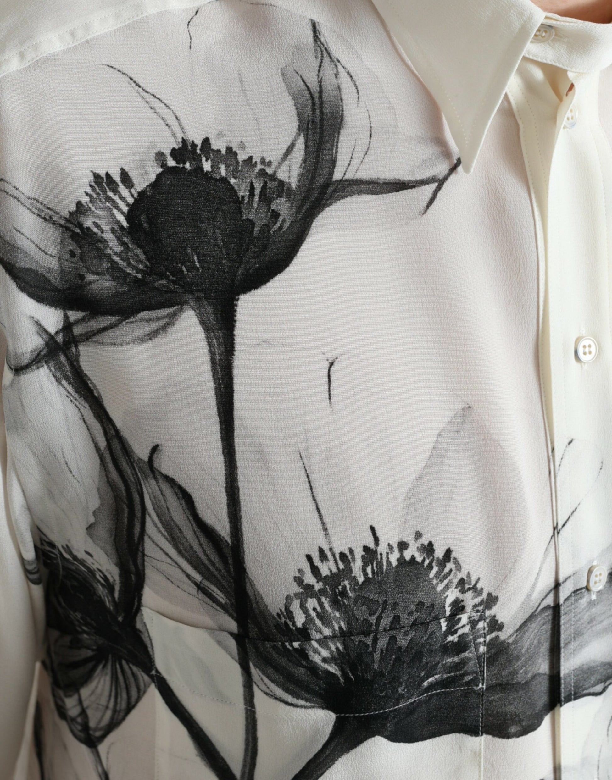 Camisa de vestir de seda floral elegante