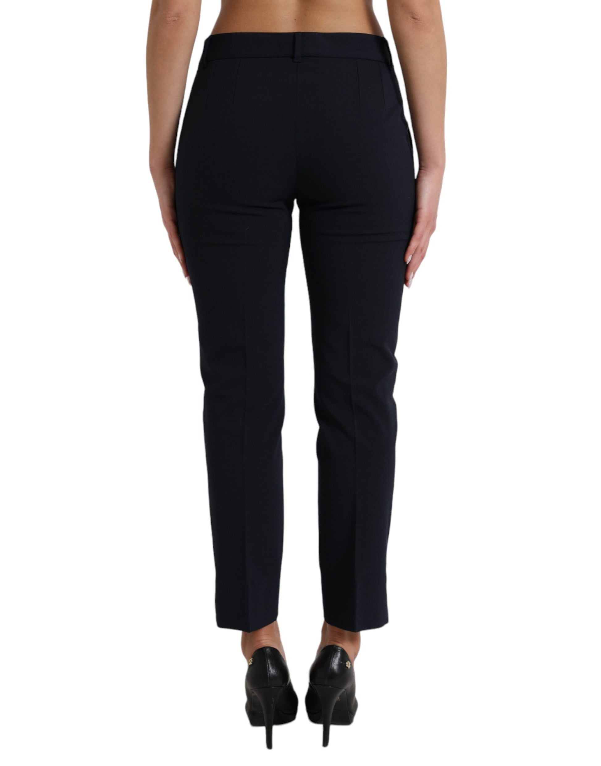 Blauwe taps toelopende cropped broek met middelhoge taille