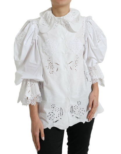 Blusa elegante con ribete de encaje blanco