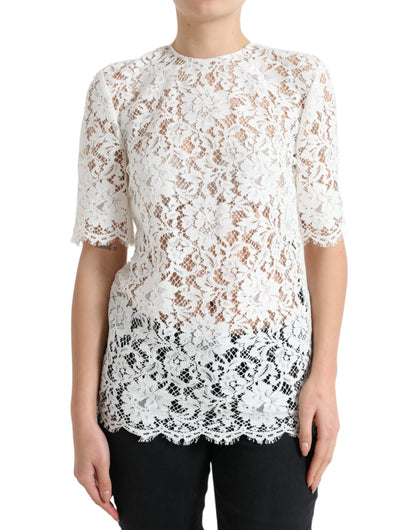 Elegante blusa de encaje blanca