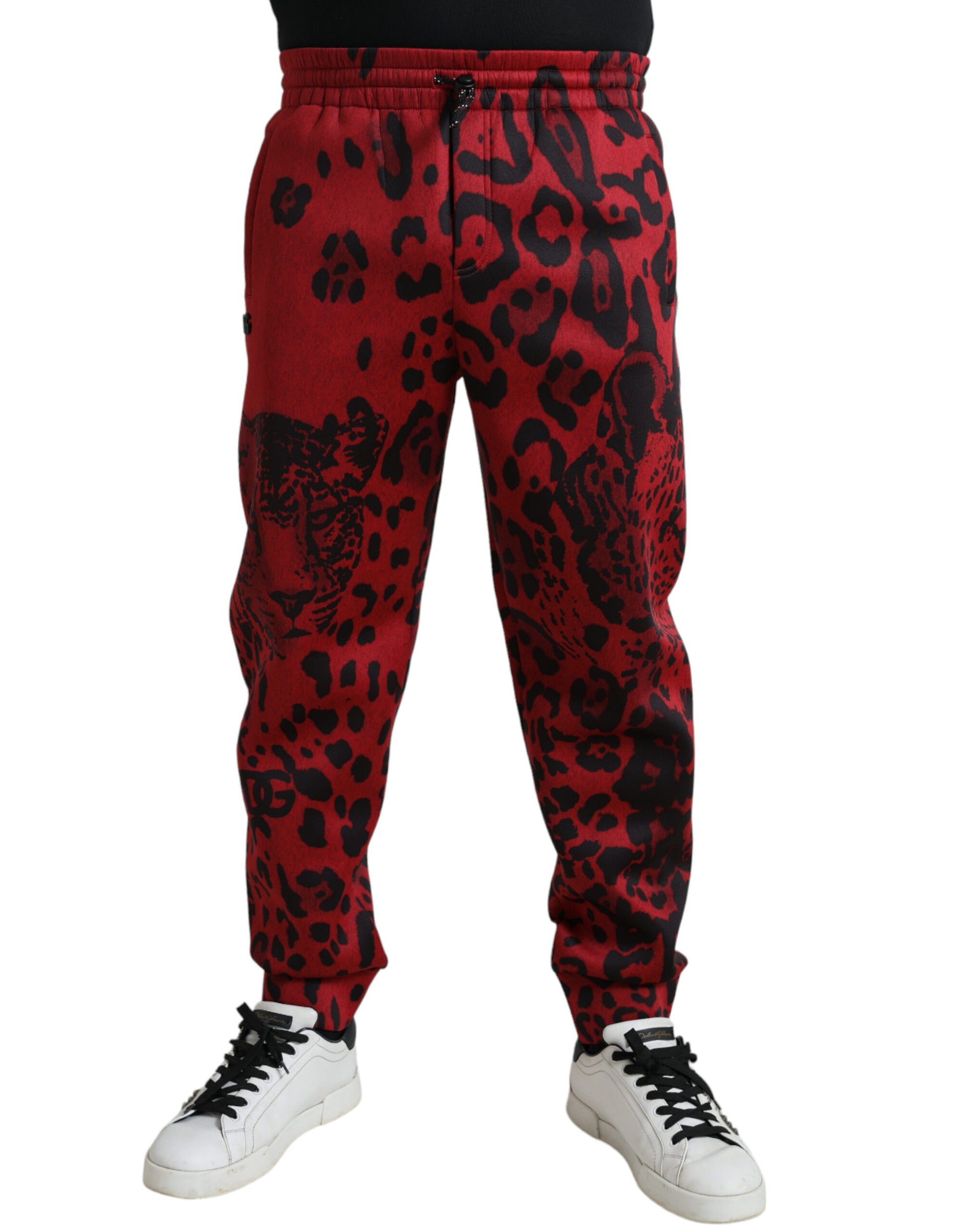 Joggers elegantes con estampado de leopardo en rojo y negro