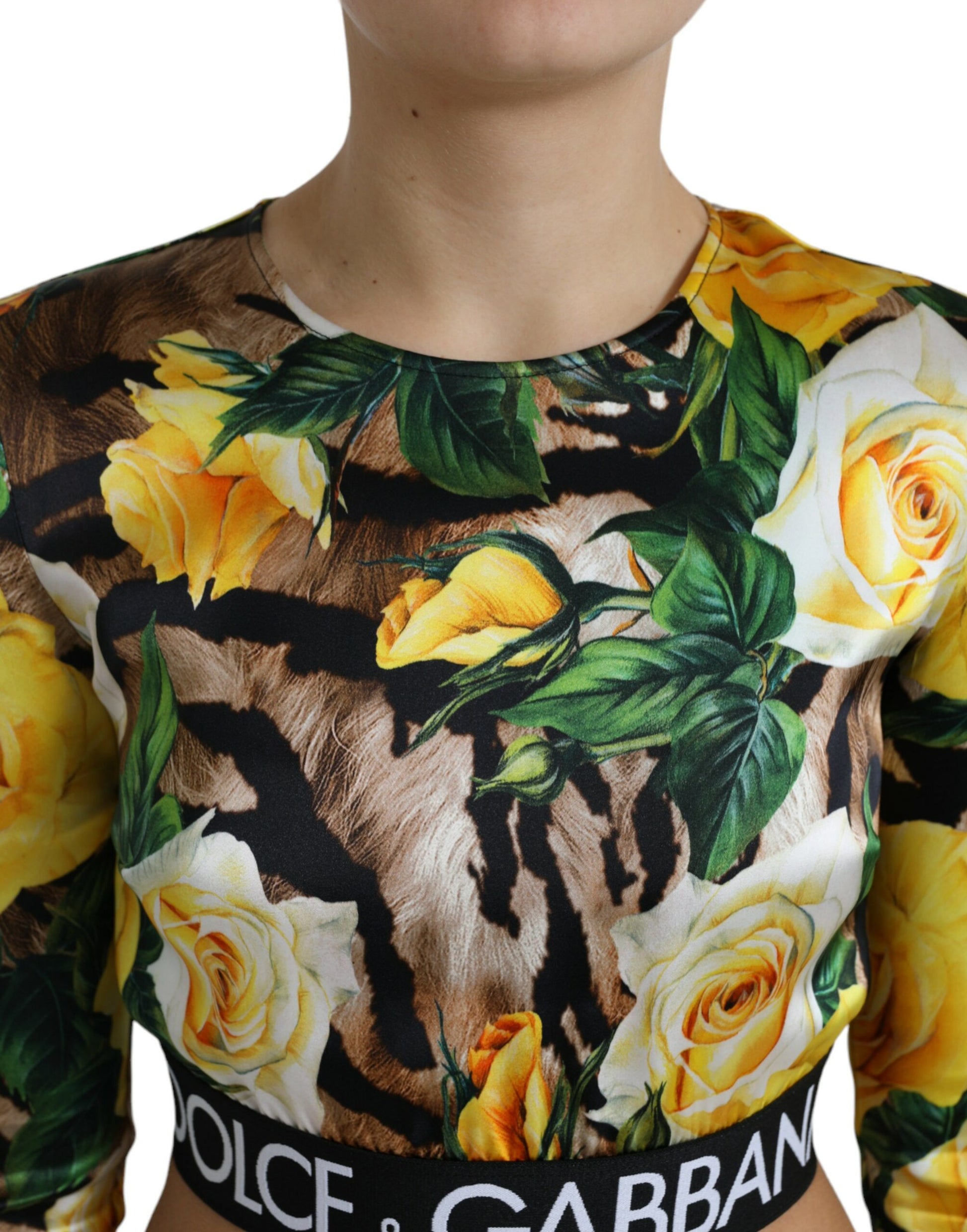 Veelkleurige cropped top met lange mouwen en bloemen