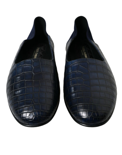 Mocasines elegantes de piel de cocodrilo azul