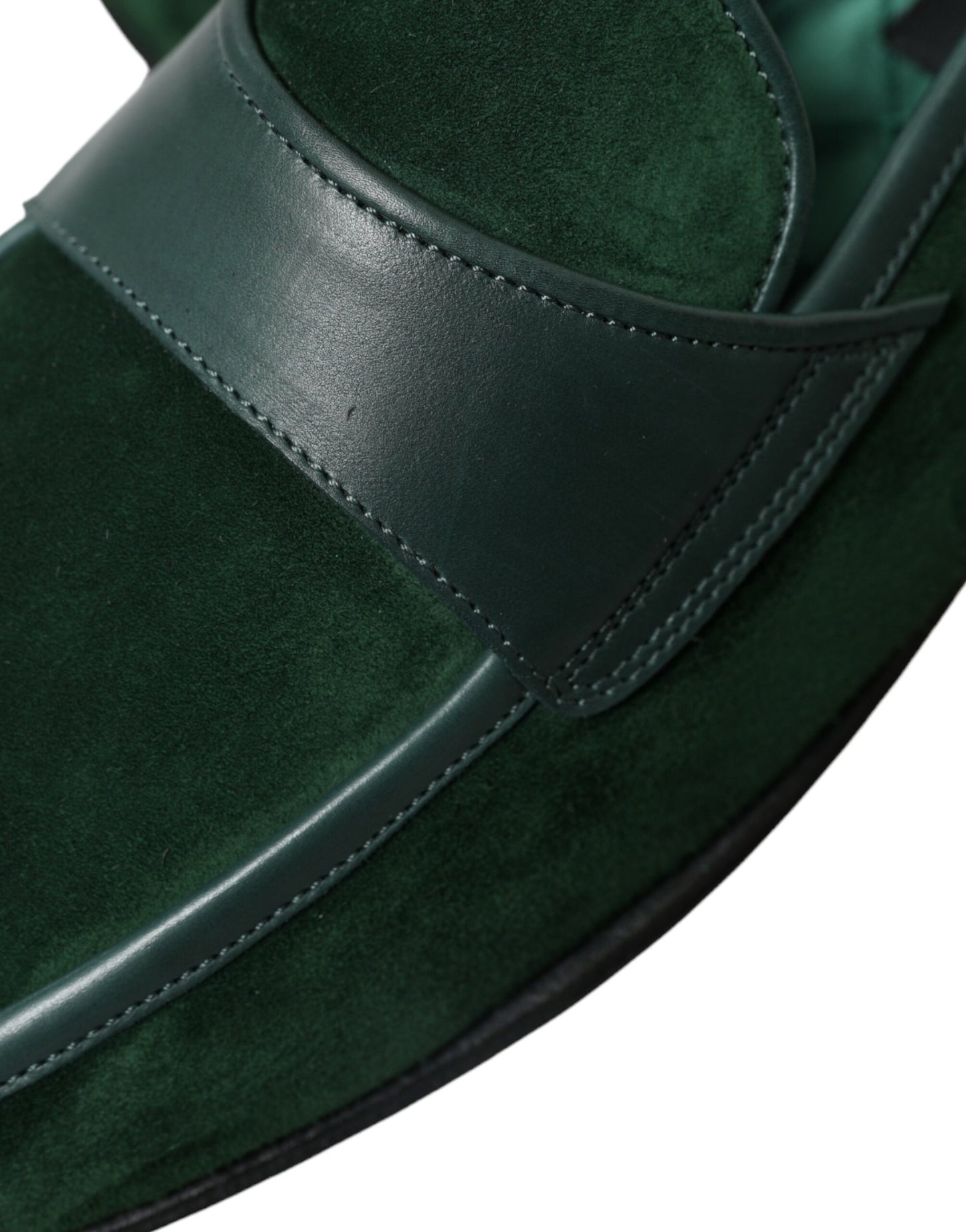 Groene fluwelen slip-on herenloaferkledingschoenen