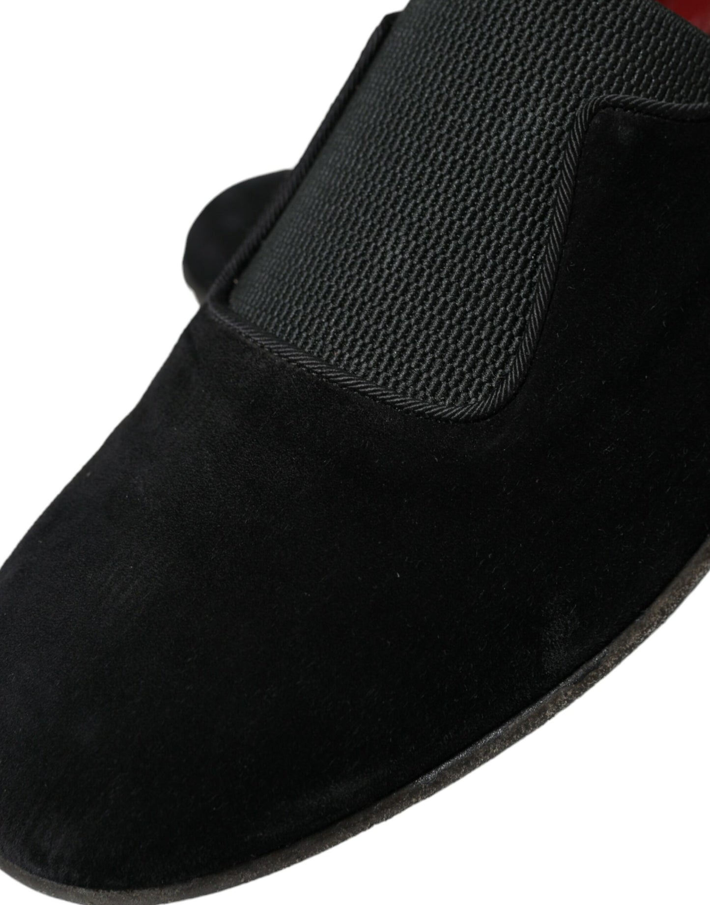 Mocasines elegantes de terciopelo negro para el caballero exigente