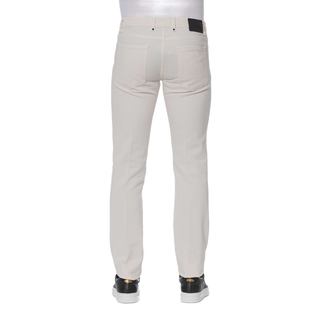 Elegante denim de algodón blanco para hombre.