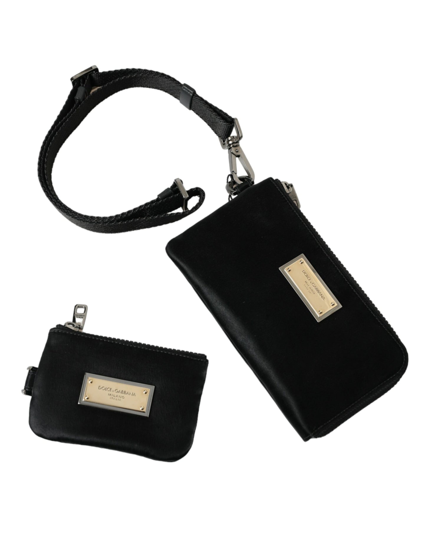 Elegante Bolso de Piel de Nylon Negro con Detalles Plateados