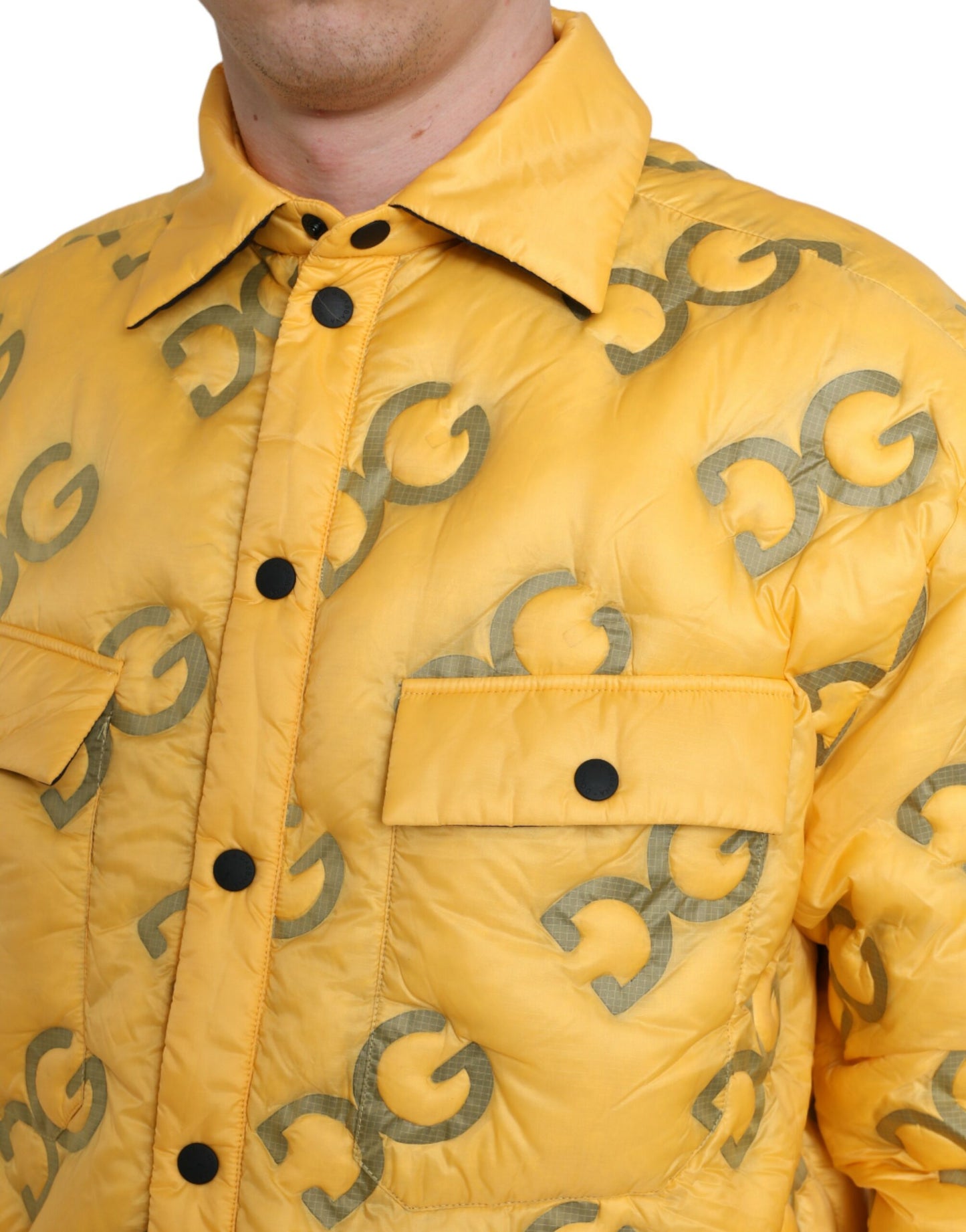 Geel logo gewatteerd blousonjack met knopen