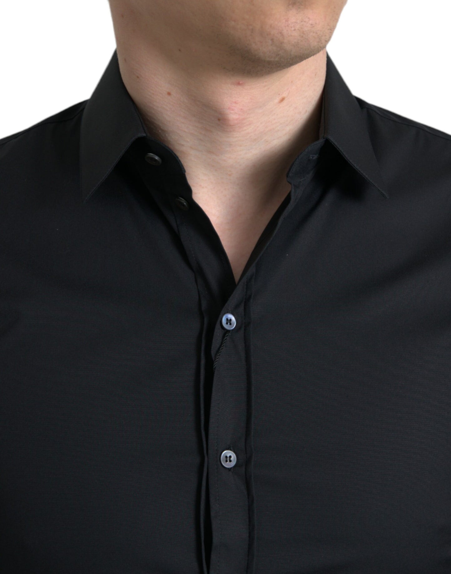 Elegante camisa de vestir italiana de corte slim en color negro