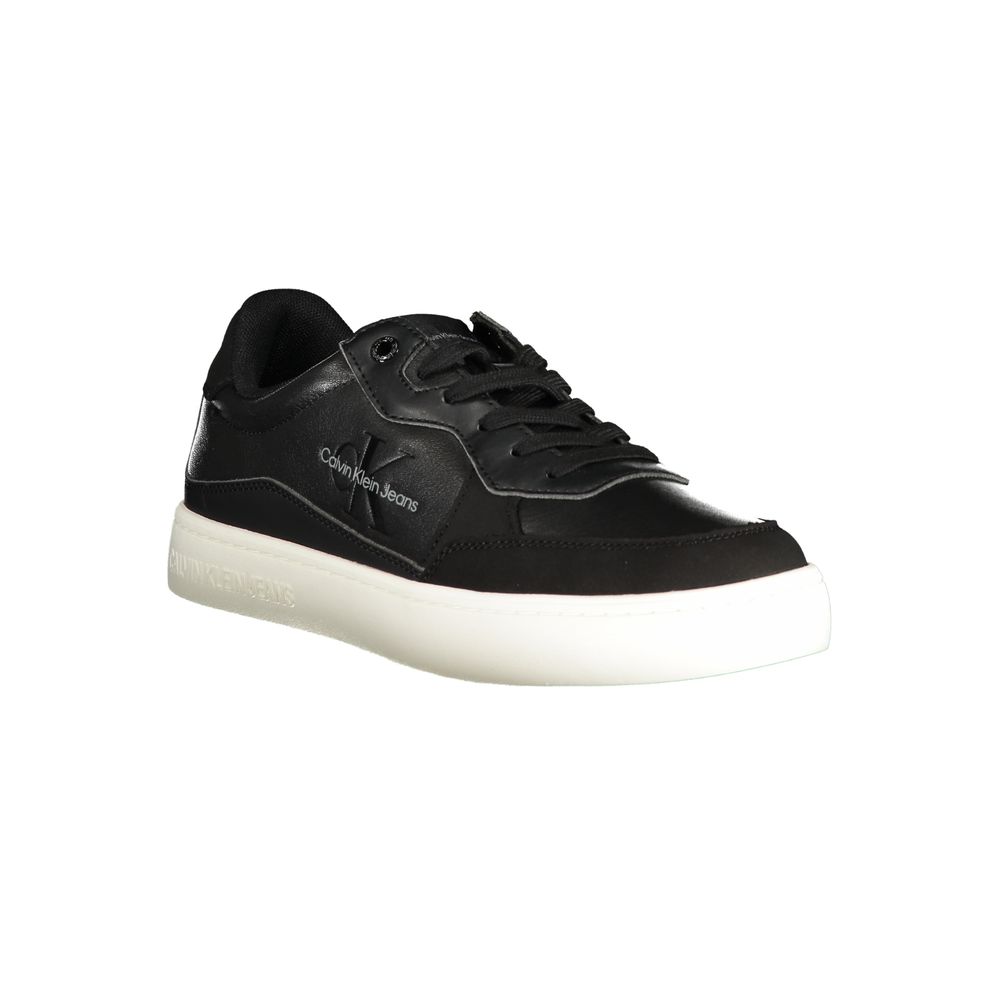 Sleek Black Sports Sneakers with Contrast Details