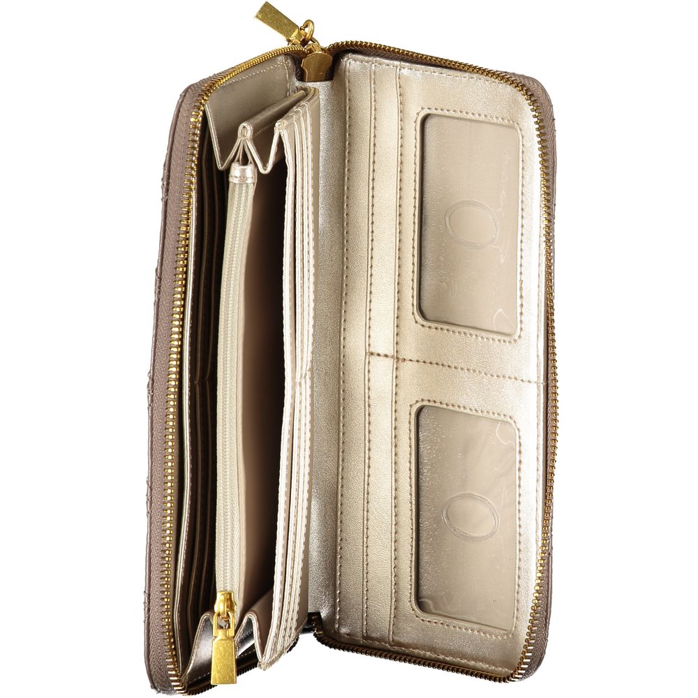 Elegante cartera beige con cremallera y detalles elegantes