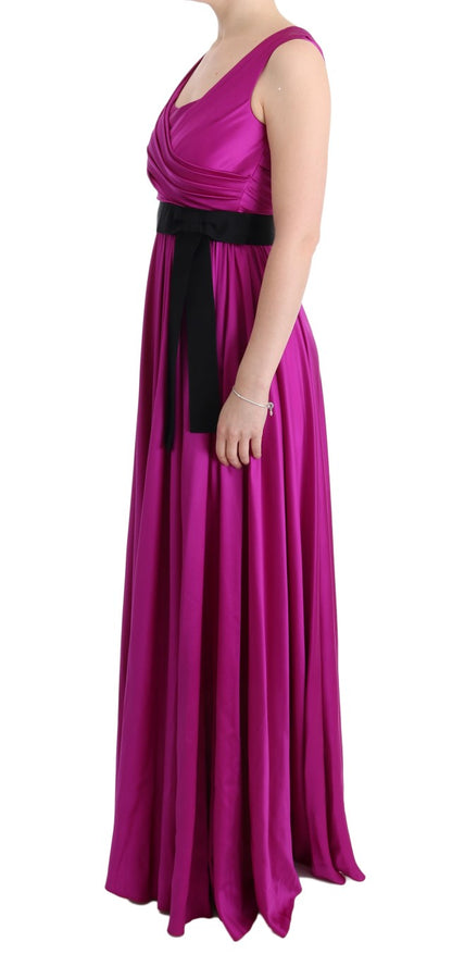 Vestido elegante de seda rosa