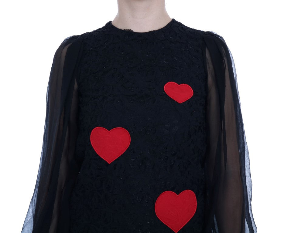 Vestido recto elegante con apliques de corazón de encaje negro