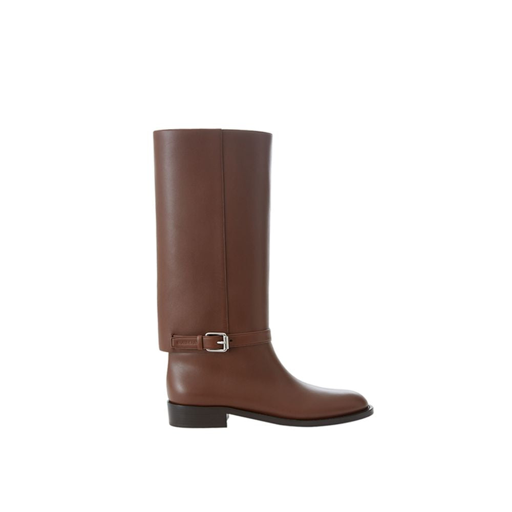 Elegant Leather Boots in Rich Brown