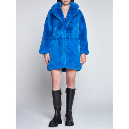 Chic Sapphire Eco-Fur Jacket – Unparalleled Warmth