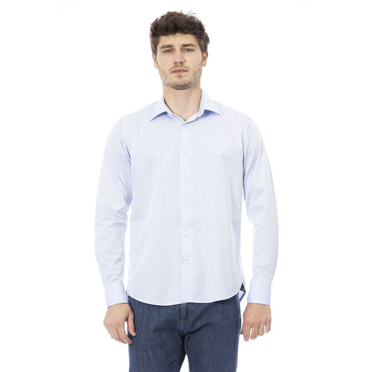 Elegante camisa italiana azul claro para hombre