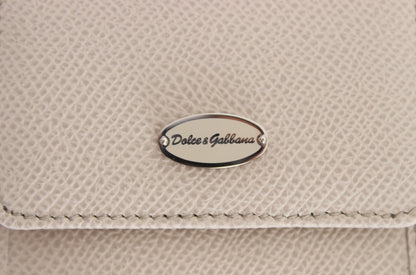 Elegante cartera de cuero blanco con estuche para condones