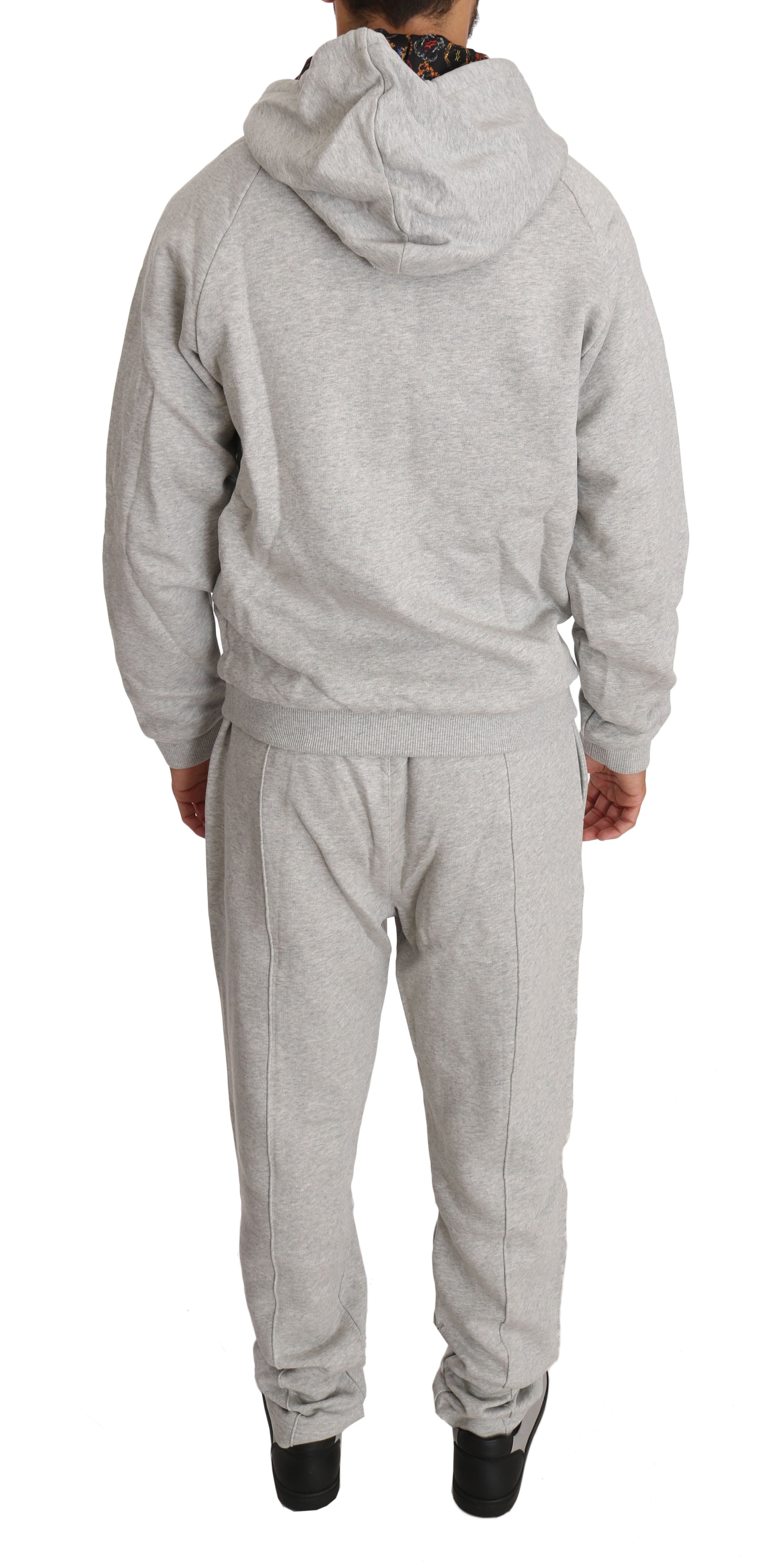 Elegant grijs sweatsuit-ensemble met capuchon