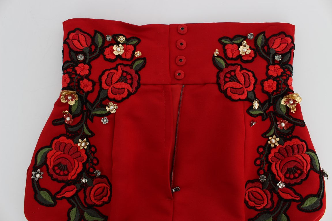 Minishorts de seda rojos con adornos de cristales