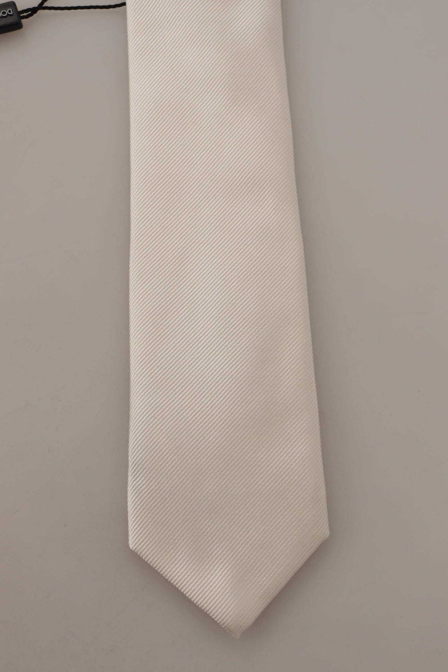 Corbata de hombre elegante de seda blanca