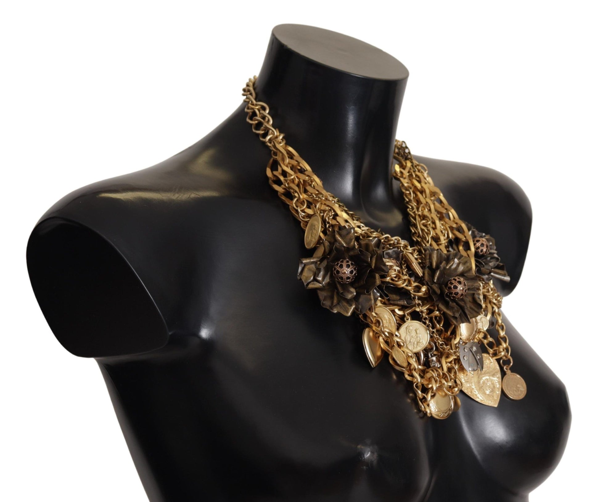 Collar llamativo de oro con glamour siciliano